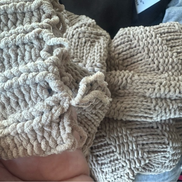 POL Sweater - Picture 3 of 3